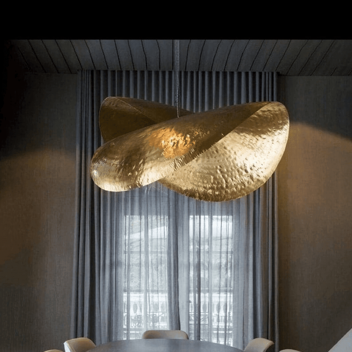 Minimalist Brass Pendant Light, Modern Lotus Leaf Pendant lamp for Living Room & Bedroom - Ettilux Home