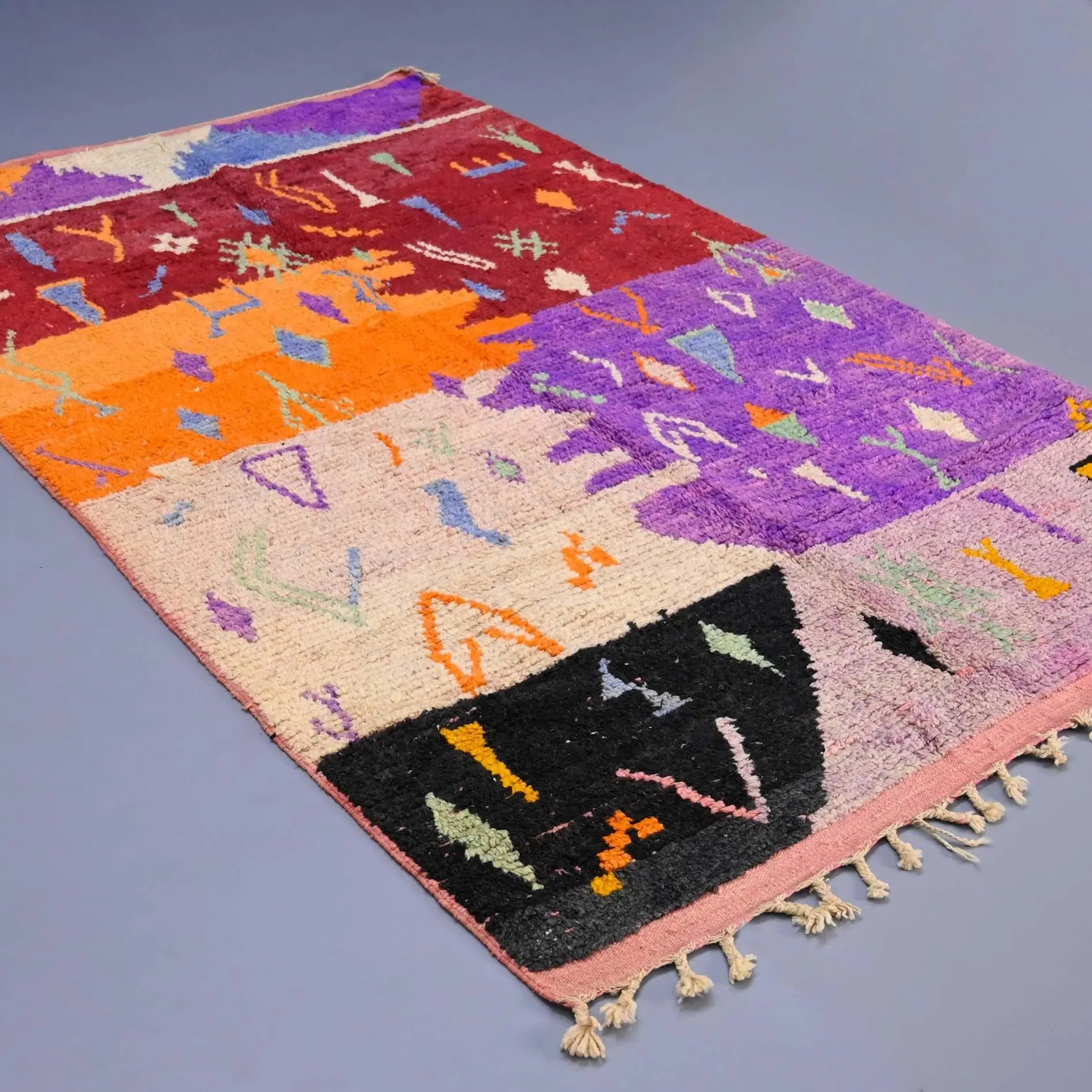 Artifex Vintage Moroccan Rug 5.7 x 9.3 feet / 175 x 285 cm - Ettilux Home