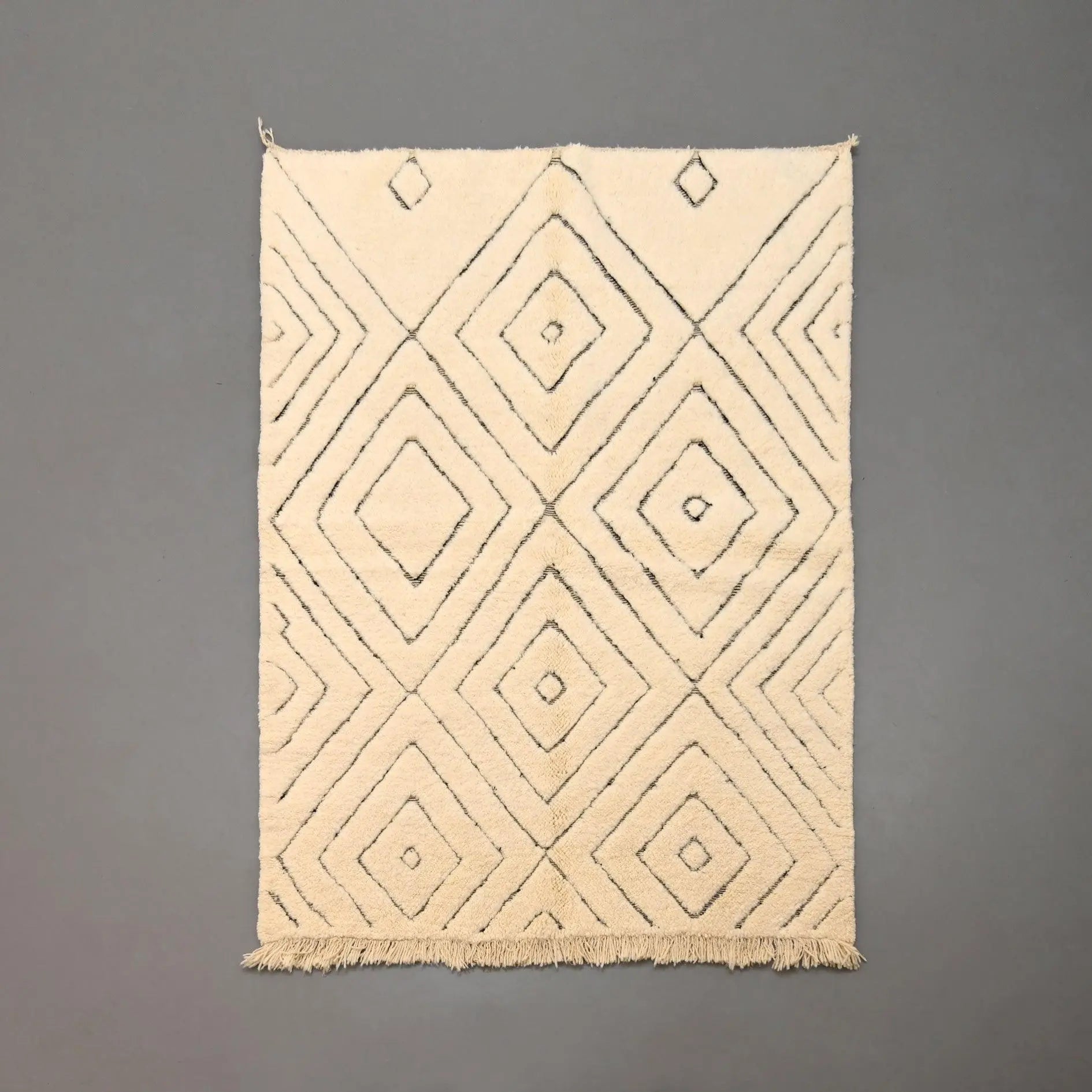 Authentic Beni Ourain Rug 5.2 x 7.3 feet / 160 x 225 cm - Ettilux Home
