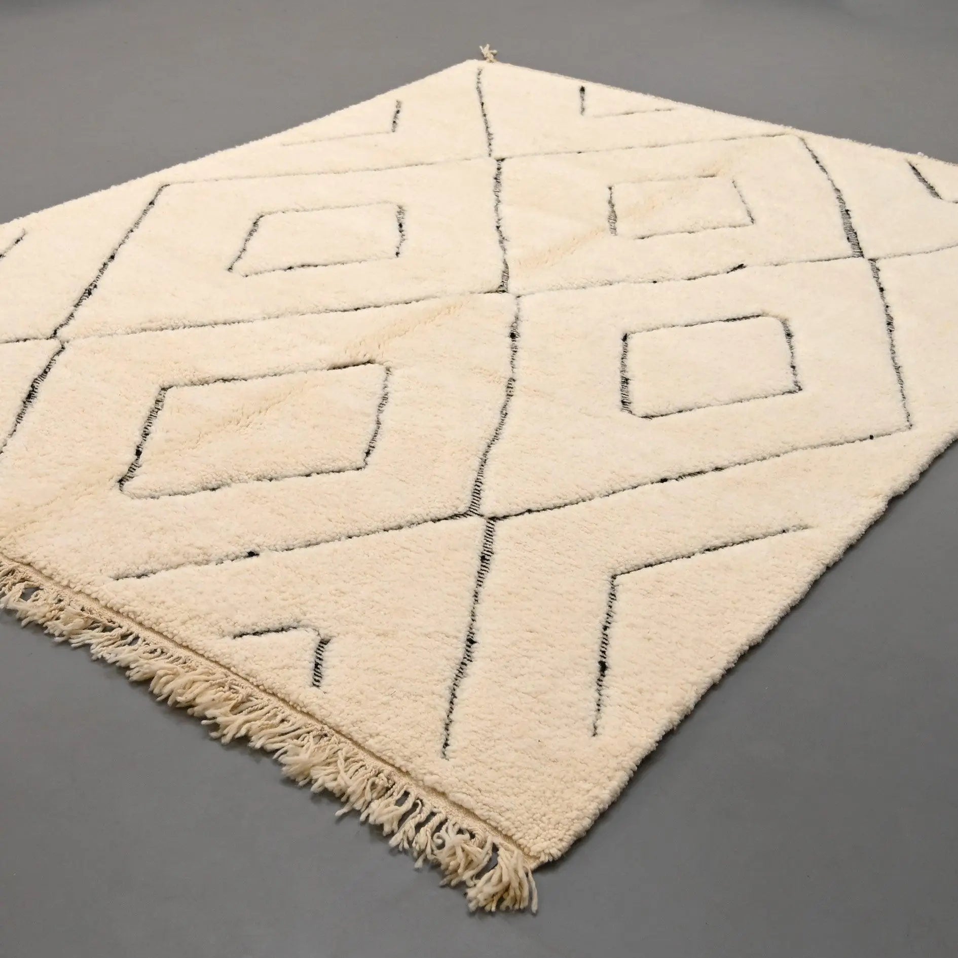 Authentic Beni Ourain Rug 6.6 x 9.4 feet / 203 x 288 cm - Ettilux Home
