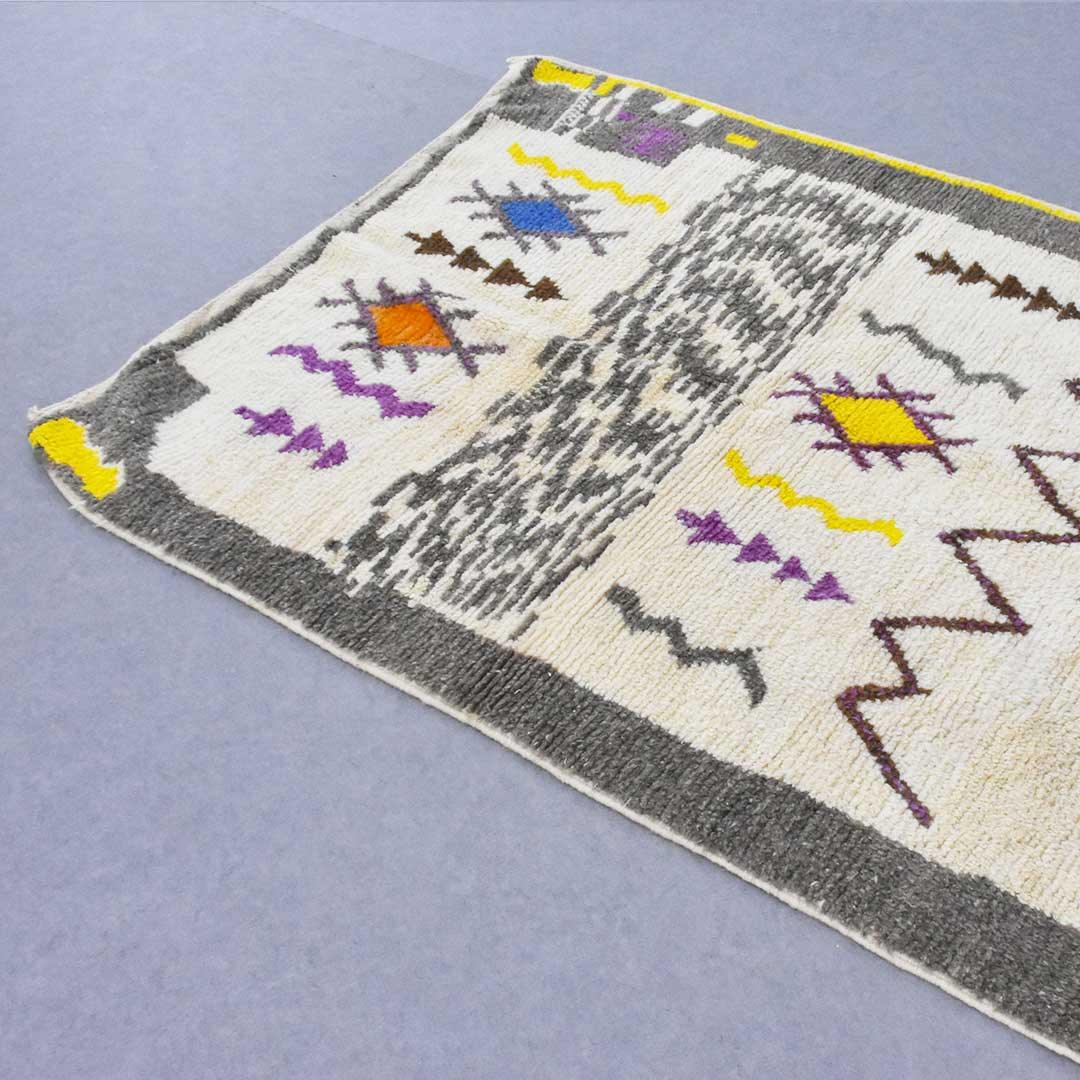 Caladium Handmade Carpet / Tribal, Area Moroccan Boujaad Rug 5.5 x 4.1 feet - Ettilux Home