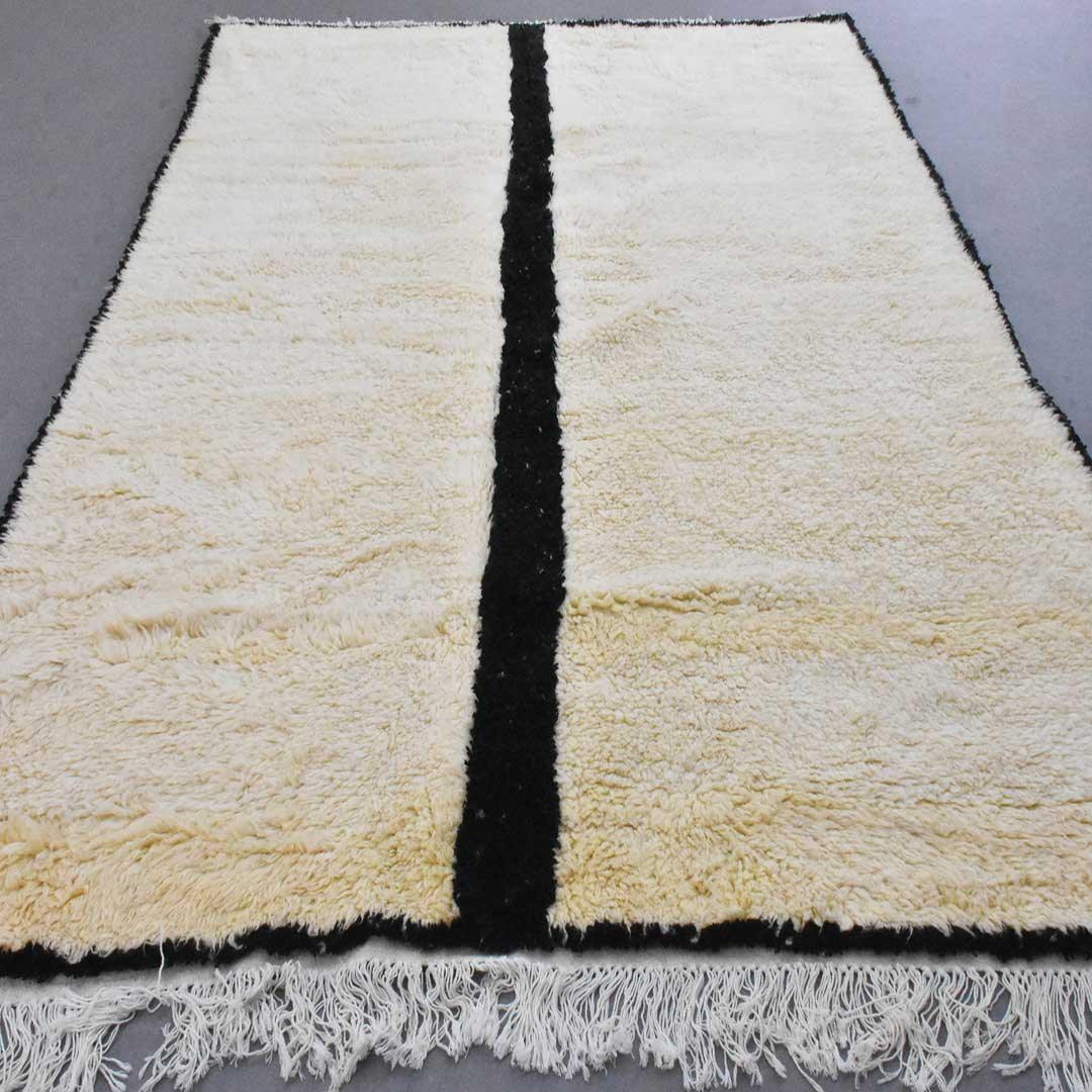 Moroccan Black and white rug - Ettilux Home