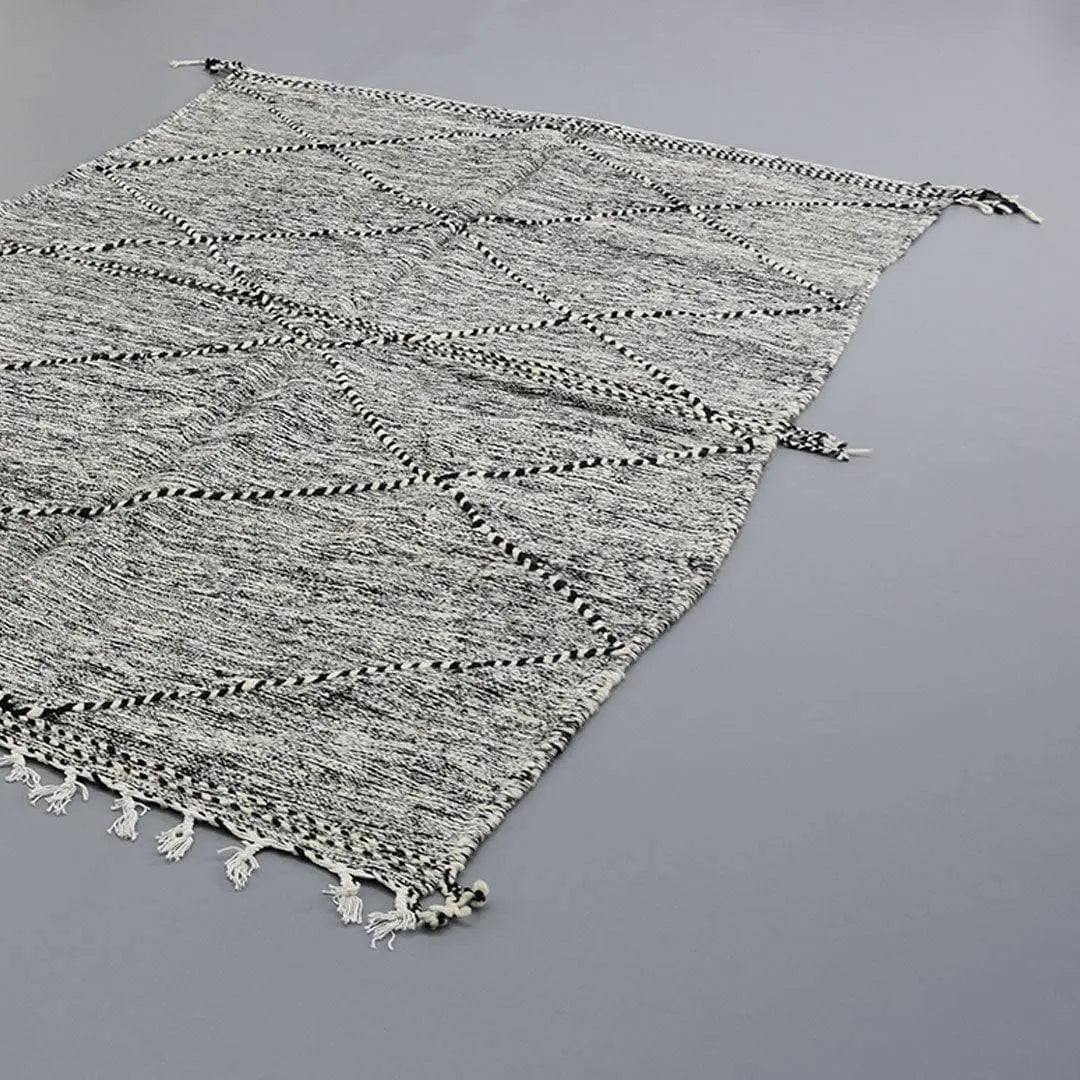 Moroccan Kilim Rug 4.7 x 8 ft / 145 x 245 cm - Ettilux Home