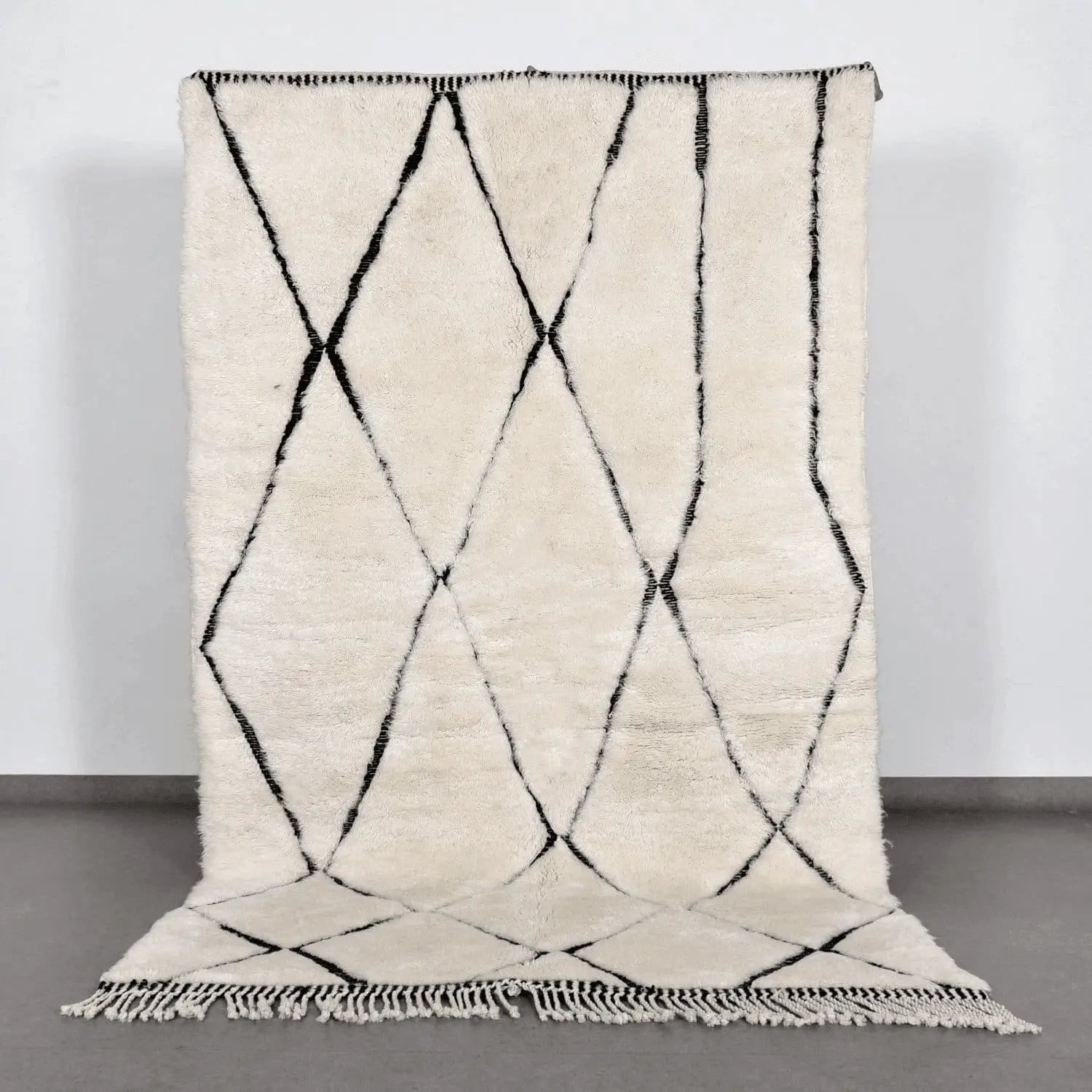 Ettilux handmade Moroccan rug styled in a considered interior