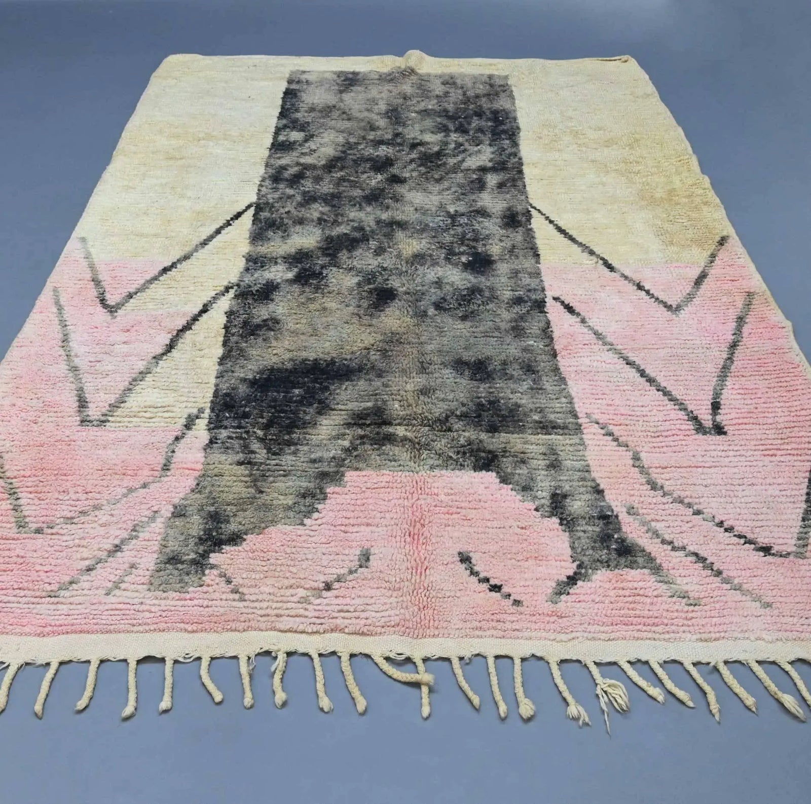 Vintage Moroccan Rug 6.2 x 9.7 ft / 192 x 297 cm - Ettilux Home